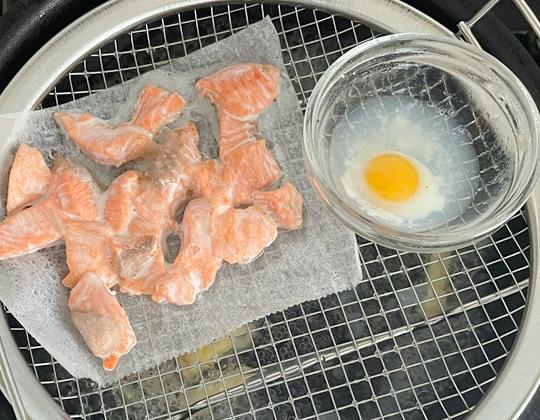 蒸しサーモンとうずらのごはん作り方３